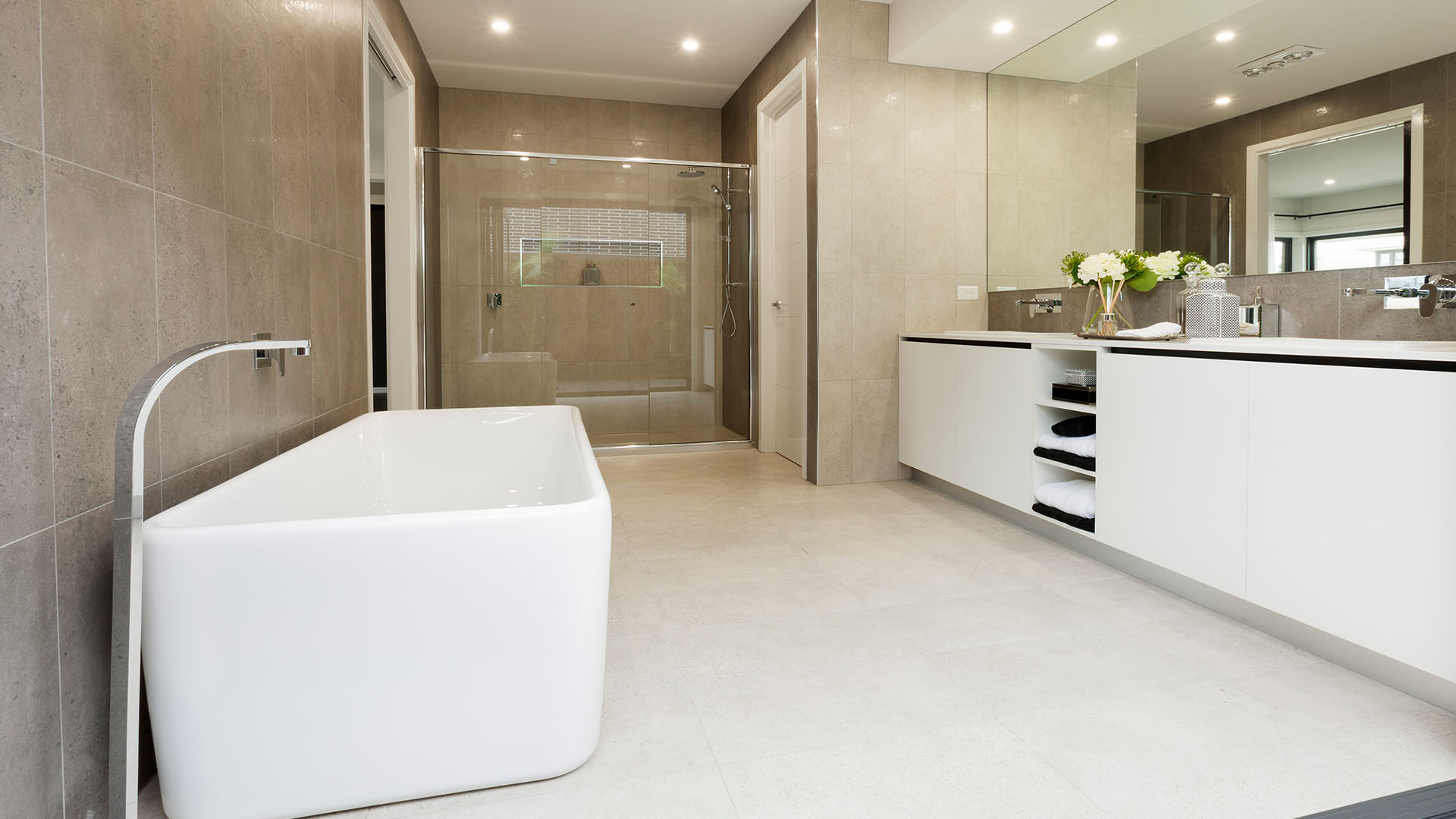 Vale 330 Display ensuite